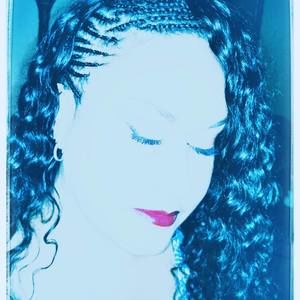 Meet your Posher, Janine